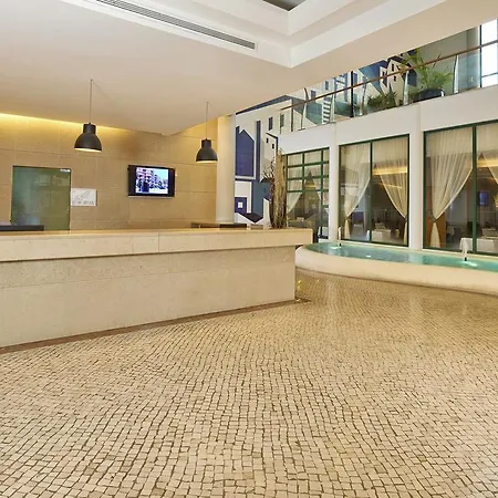 Cheerfulway Balaia Plaza 4* 阿尔布费拉