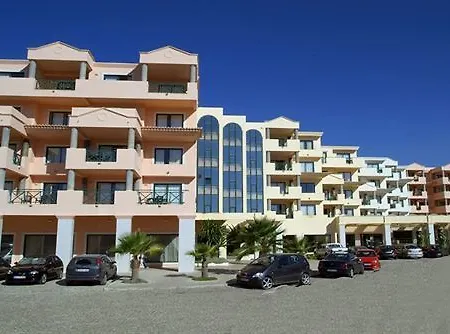 Cheerfulway Balaia Plaza 4* 알부페이라