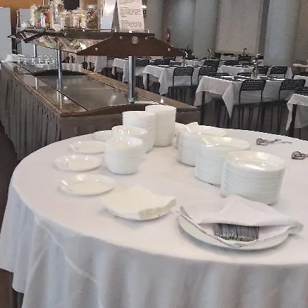 Cheerfulway Balaia Plaza 4* 阿尔布费拉