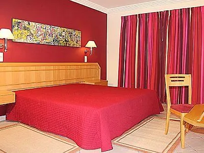 Cheerfulway Balaia Plaza 4* 알부페이라