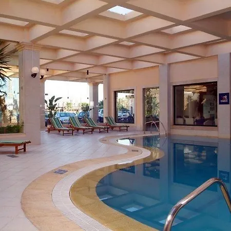 Cheerfulway Balaia Plaza 4* 알부페이라
