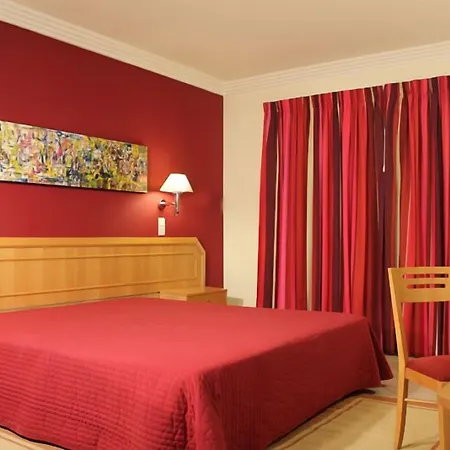 Balaia Plaza 4* 阿尔布费拉