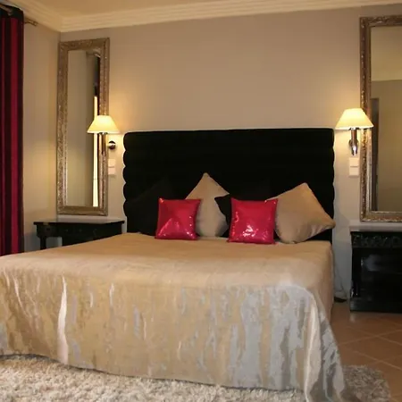 Balaia Plaza 4*