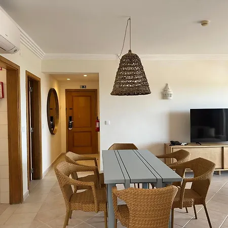 Aparthotel Balaia Plaza