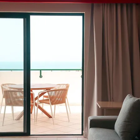 Aparthotel Balaia Plaza 4*