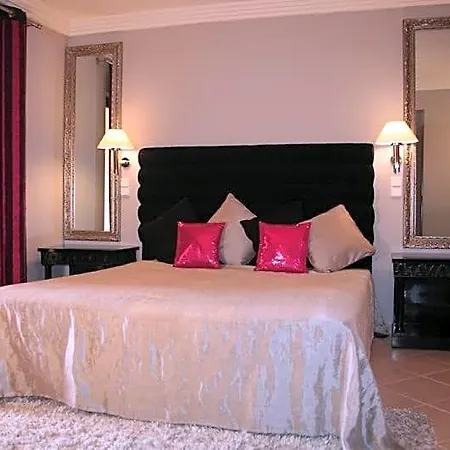 Balaia Plaza شقة فندقية 4*