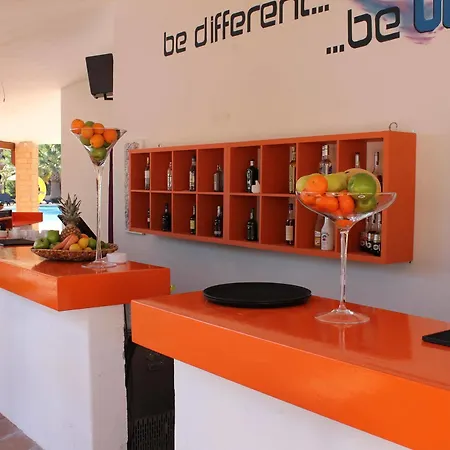 Balaia Plaza Aparthotel 4*