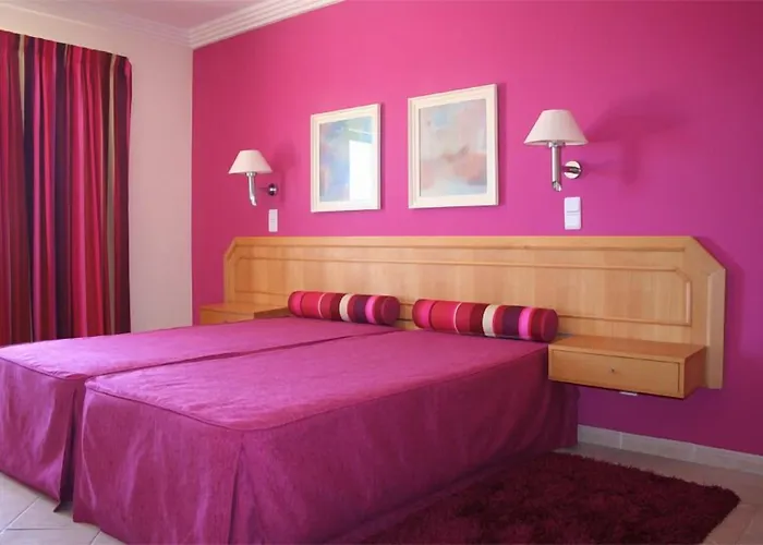 Cheerfulway Balaia Plaza 4* 알부페이라