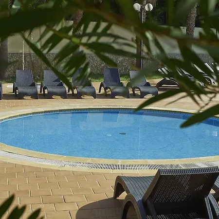 Ξενοδοχείο με διαμερίσματα Cheerfulway Balaia Plaza 4*