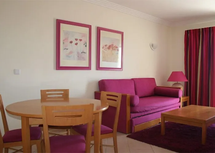 Apartmanhotel Cheerfulway Balaia Plaza 4*