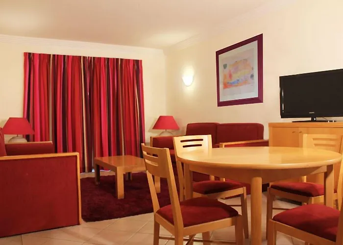 Apartahotel Cheerfulway Balaia Plaza 4*