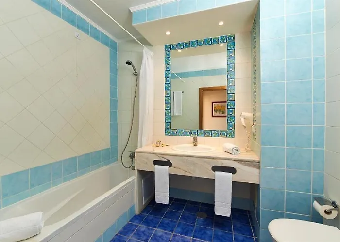 Cheerfulway Balaia Plaza Apartahotel