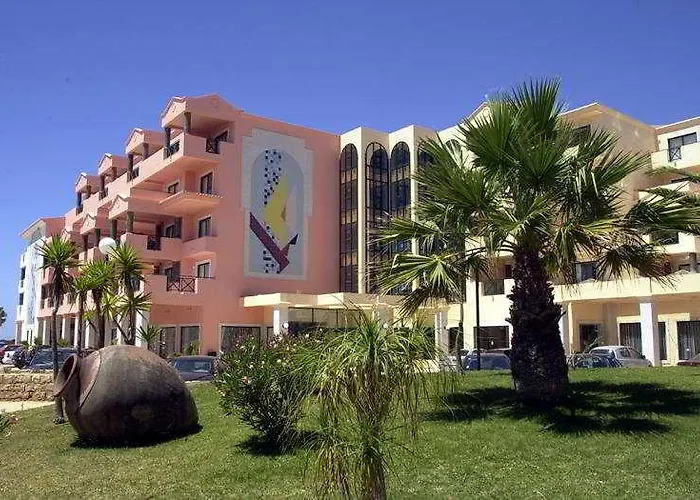 Cheerfulway Balaia Plaza 4*